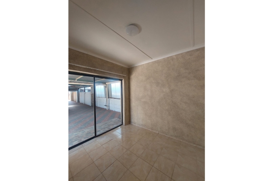 1 Bedroom Property for Sale in South Ridge Northern Cape